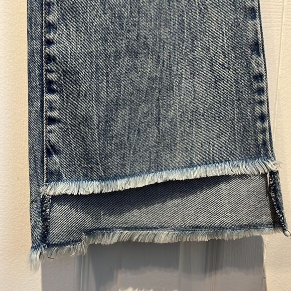 United Colors of Benetton Light‎ Wash Distressed High Low Hem Jeans Size 29 - Picture 4 of 15